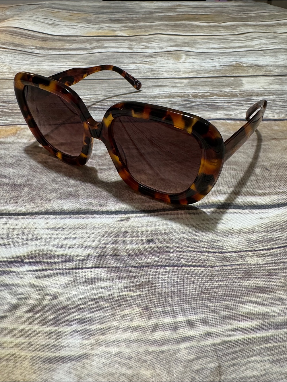 Tortoiseshell Oversized Sunglasses Women's Fashion